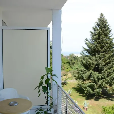 Creativity House Of Bas Varna - Free Parking *