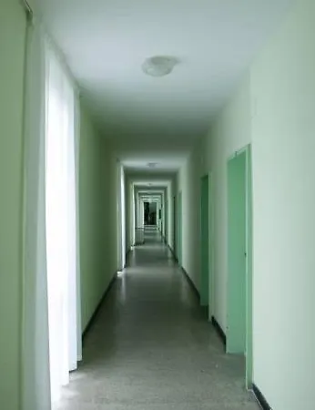 Creativity House Of Bas Varna - Free Parking Hotel